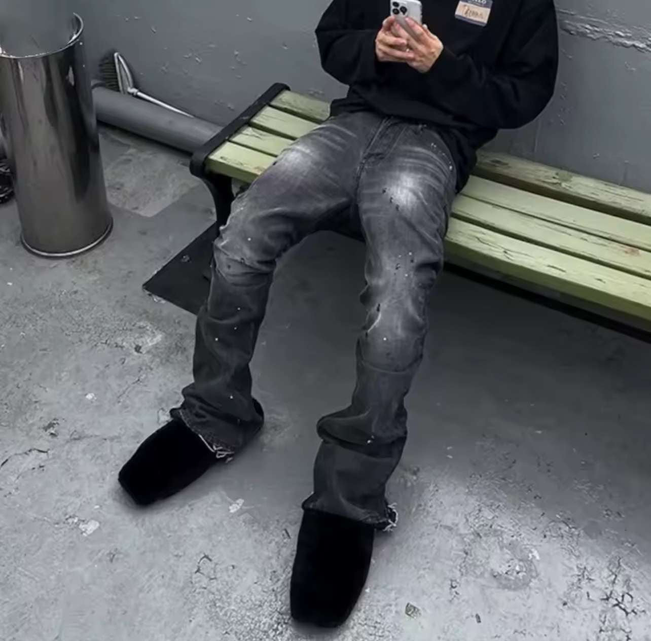 Black retro jeans